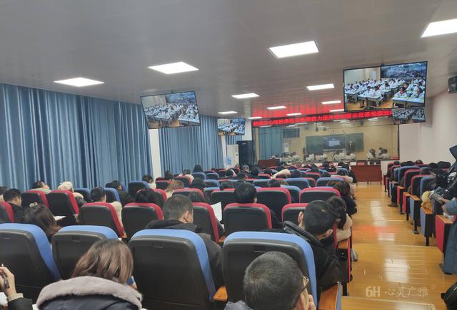 让每一个孩子心里充满阳光——“心灵广雅”走进松滋市